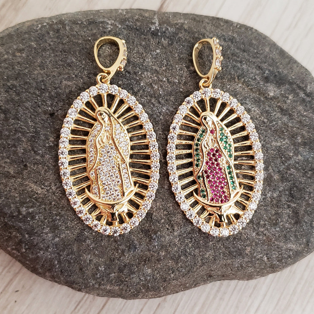 Dije Virgen Guadalupe cristal puesto (5)