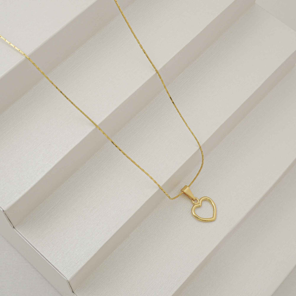 Detalle de Dije Corazón Silueta