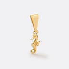 Dije Caballo de Mar de oro laminado 18k
