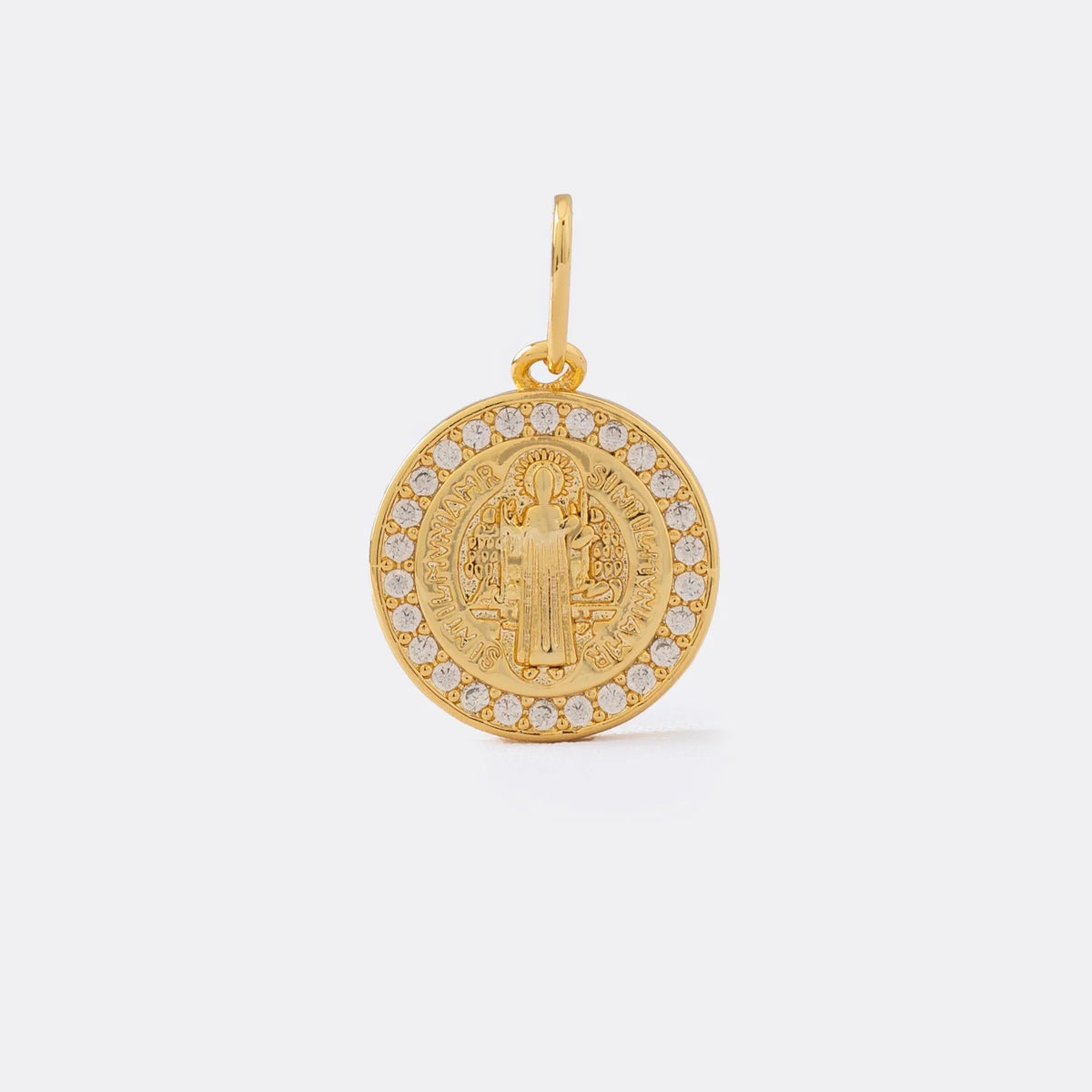 Dije San Benito Red Circonias 1.8 cm de oro laminado 18k