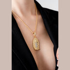 Dije Nuestra Señora de Guadalupe Circonias puesto (3)