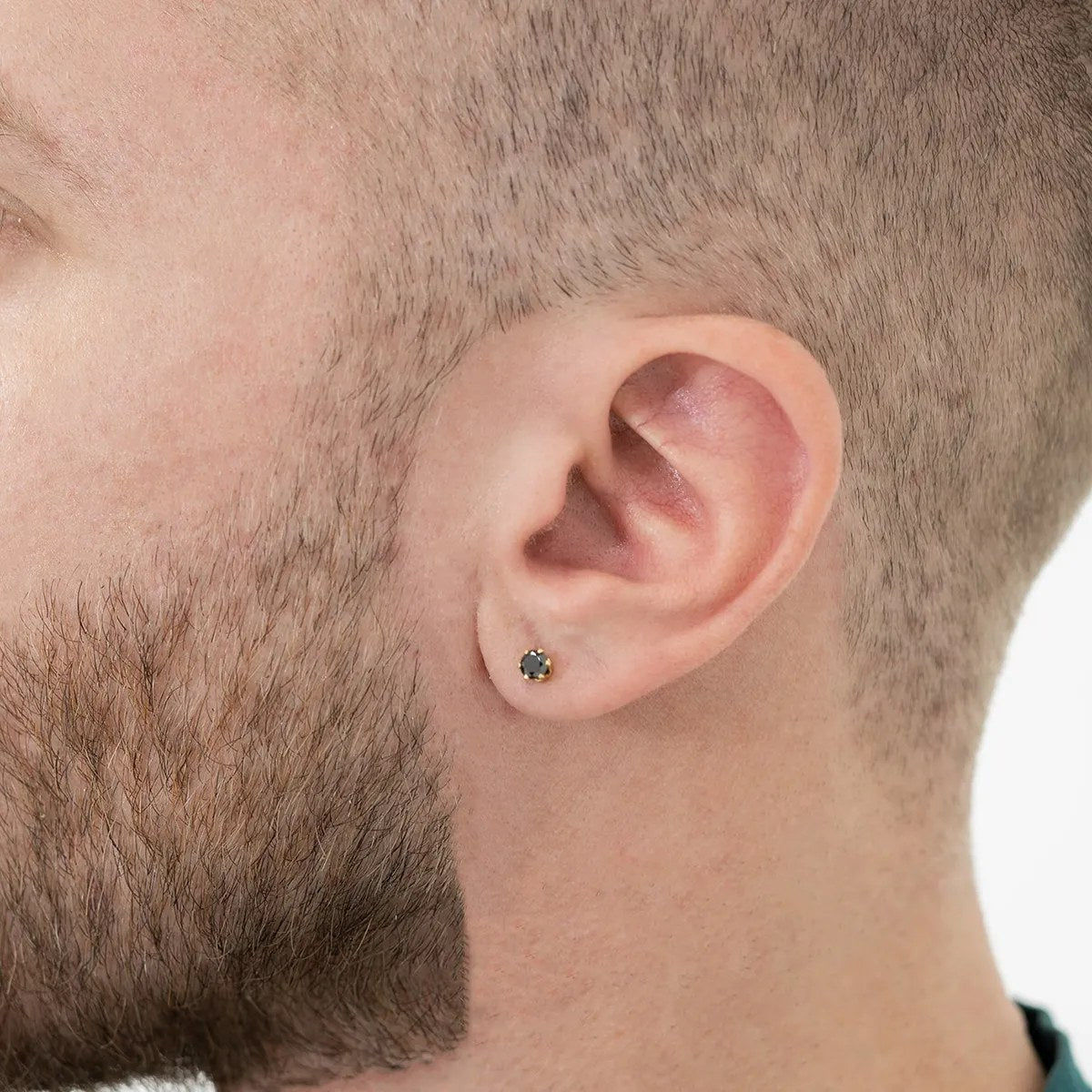 Aretes Topo Circonia Redonda Negra puestos (5)
