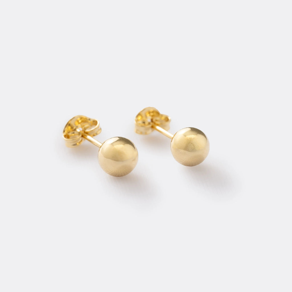 Aretes Balín 6 mm de oro laminado 18k