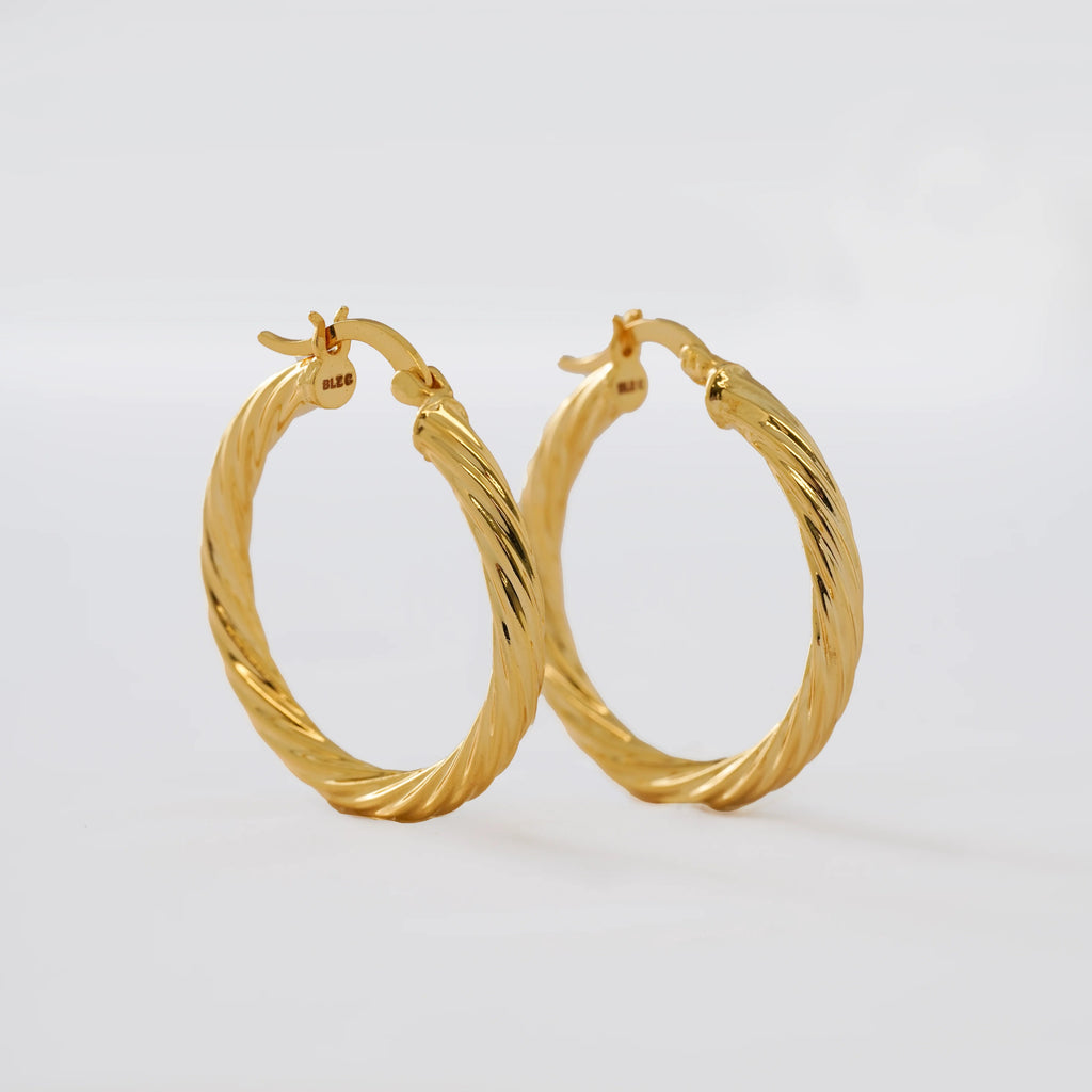 Aretes Fantastic de oro laminado 18k