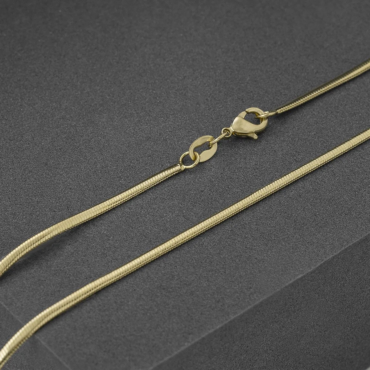 Cadena Serpiente 65 cm puesta (2)